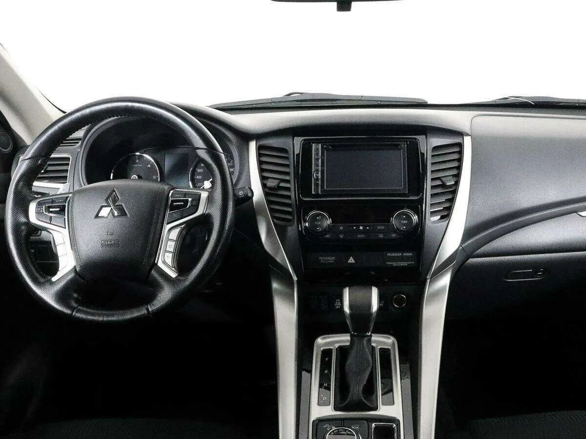 Mitsubishi Pajero Sport