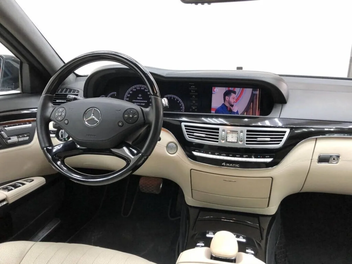Mercedes-Benz S-Класс