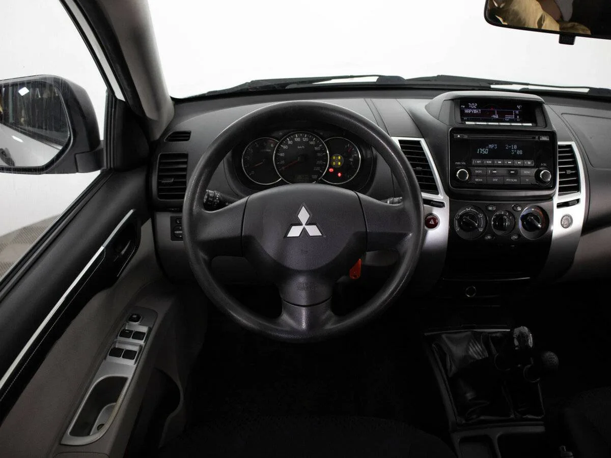 Mitsubishi Pajero Sport