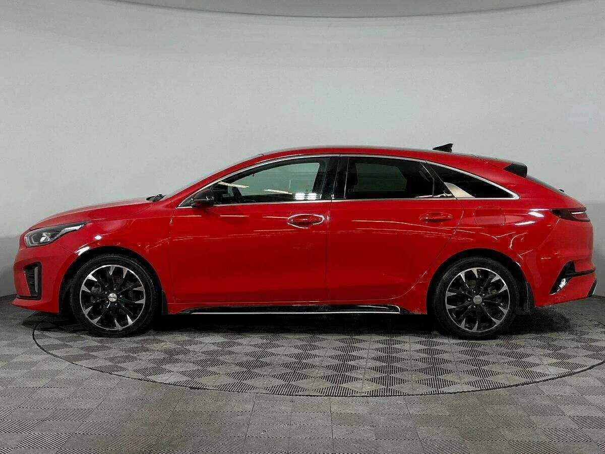 Kia Proceed