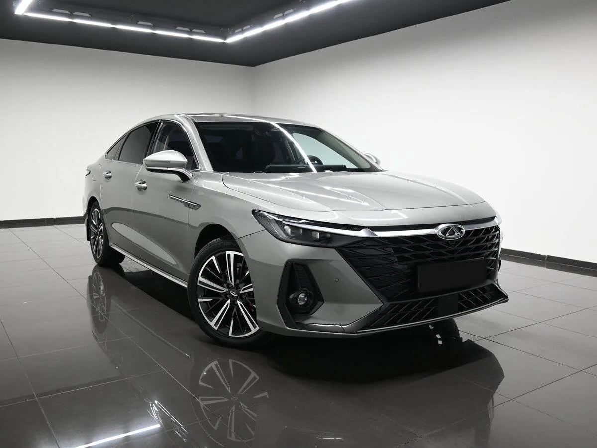 Chery Arrizo 8