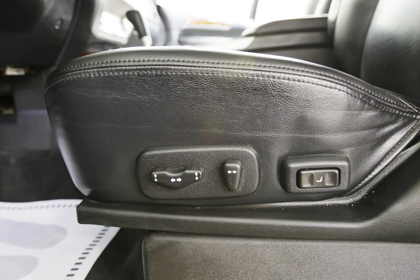 Infiniti QX56