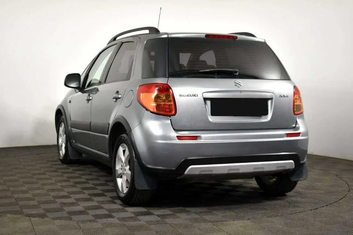 Suzuki SX4