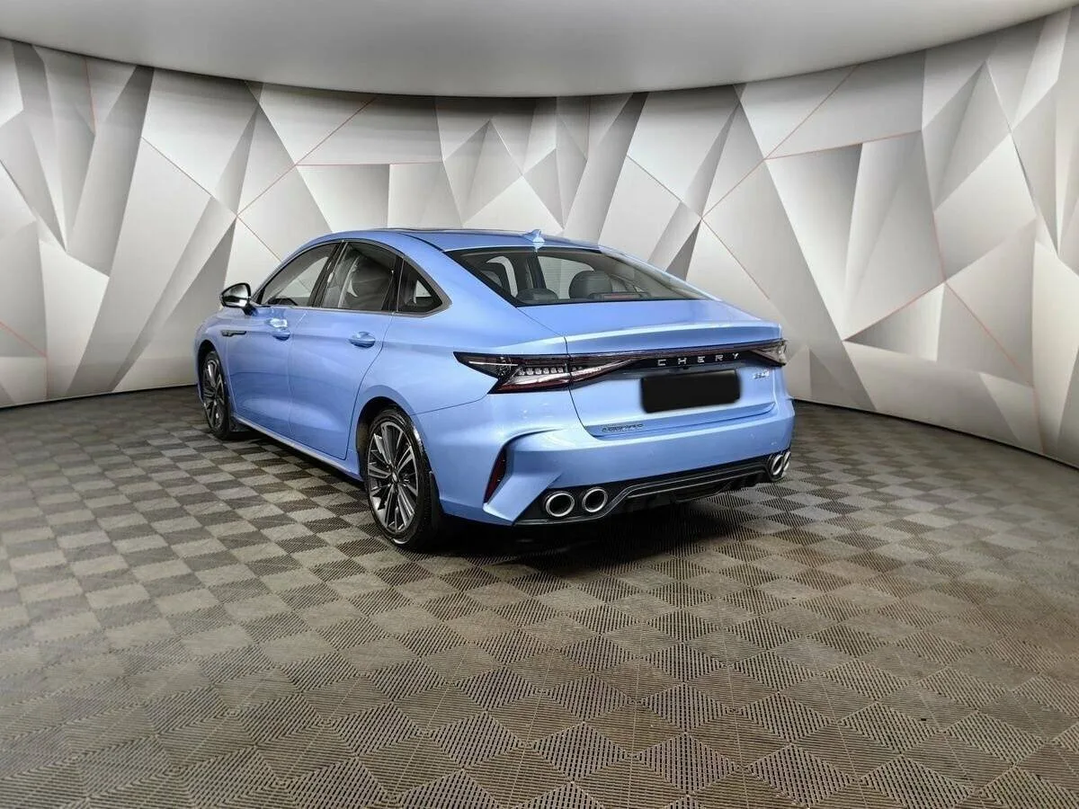 Chery Arrizo 8