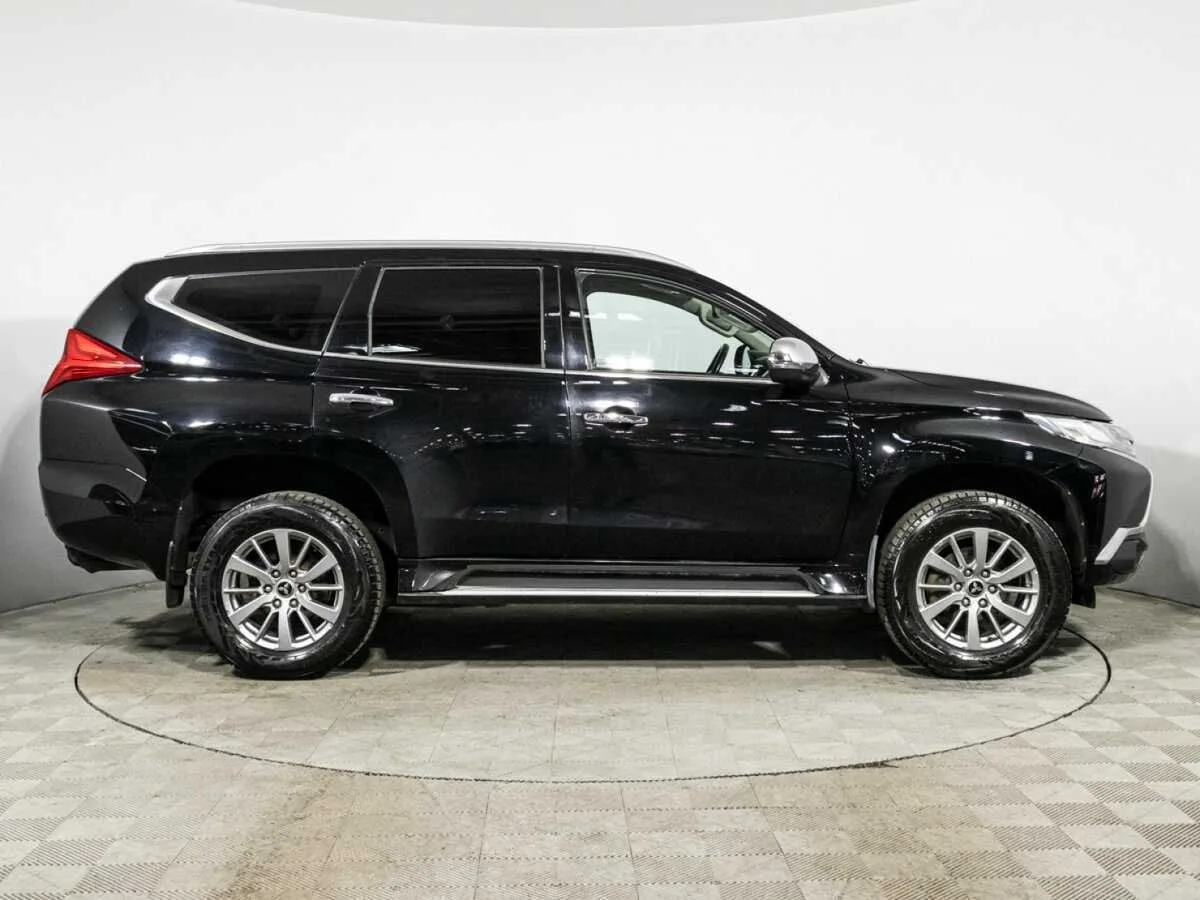Mitsubishi Pajero Sport