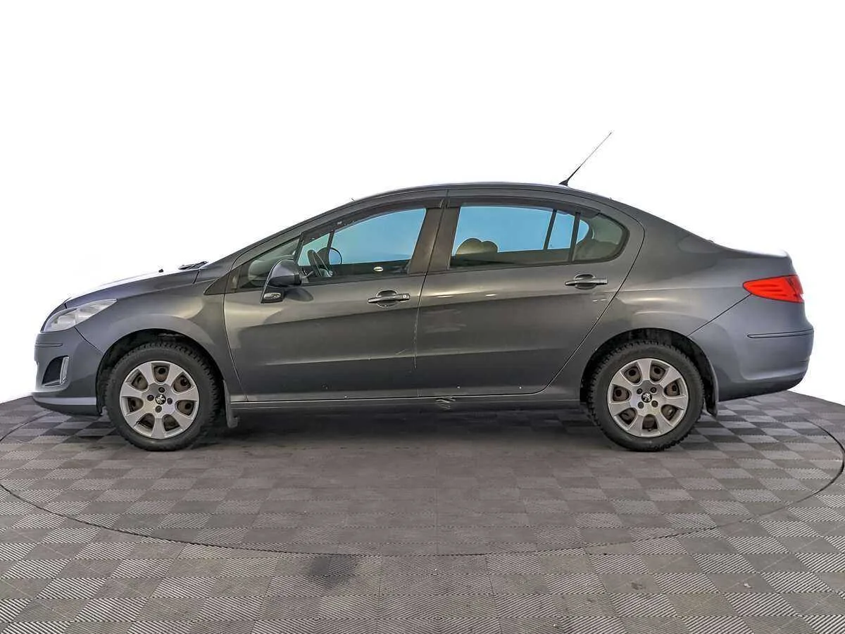 Peugeot 408