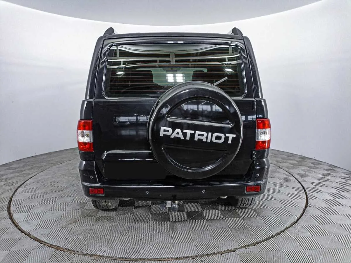 УАЗ Patriot