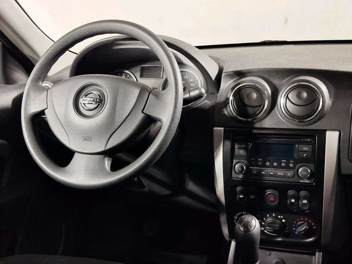 Nissan Almera