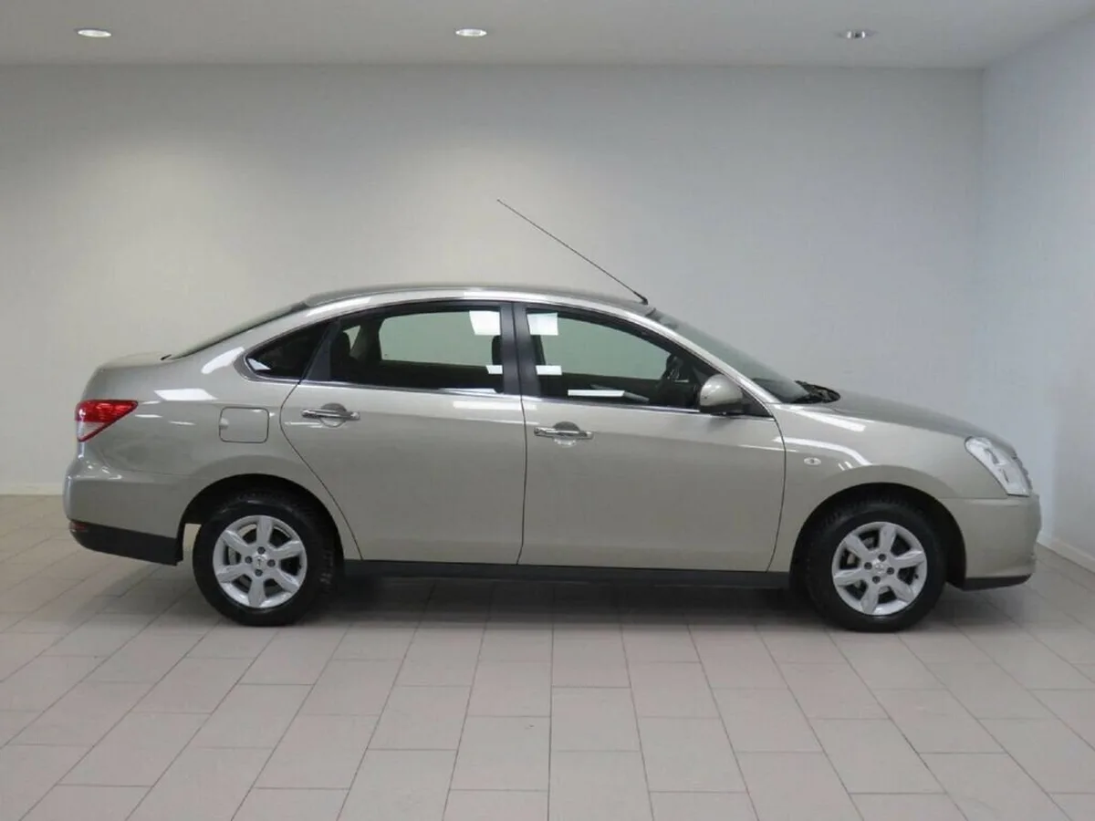 Nissan Almera