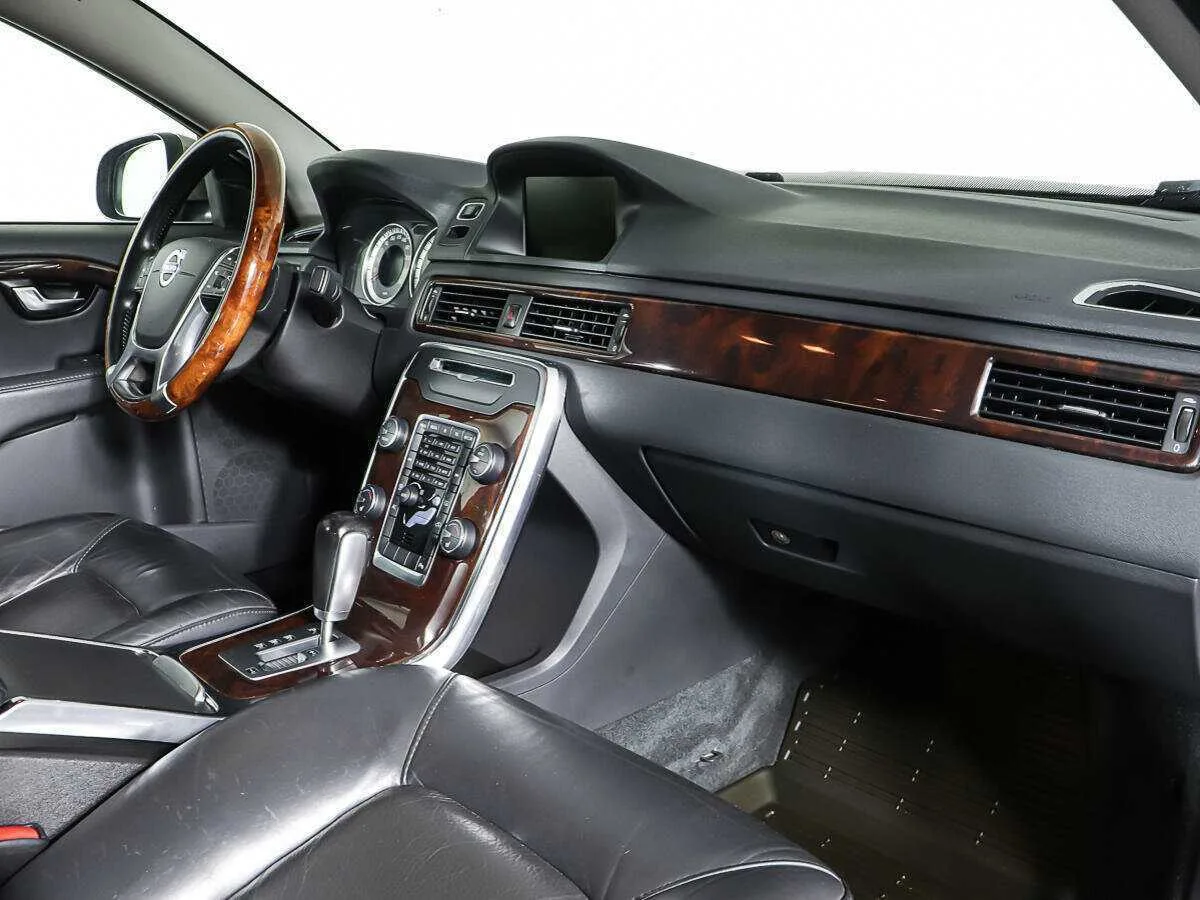 Volvo S80
