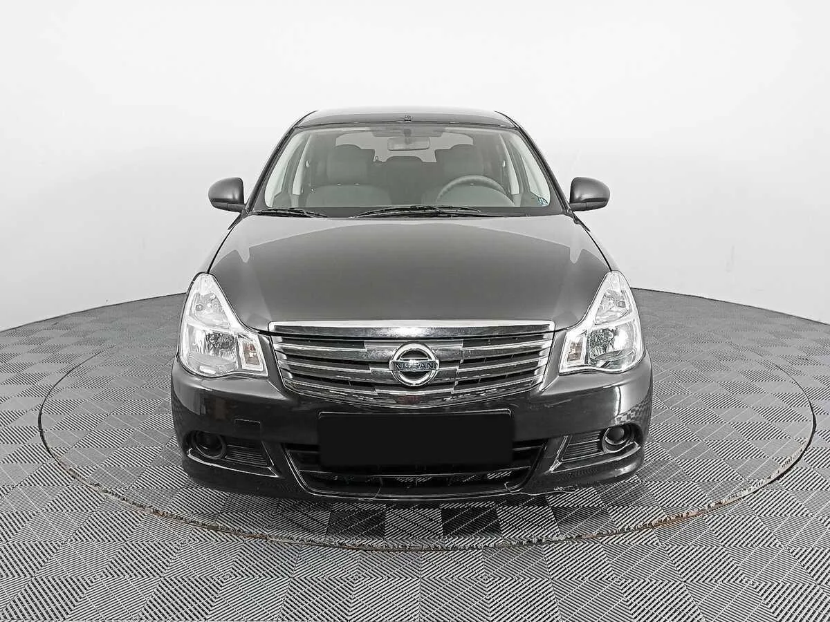 Nissan Almera
