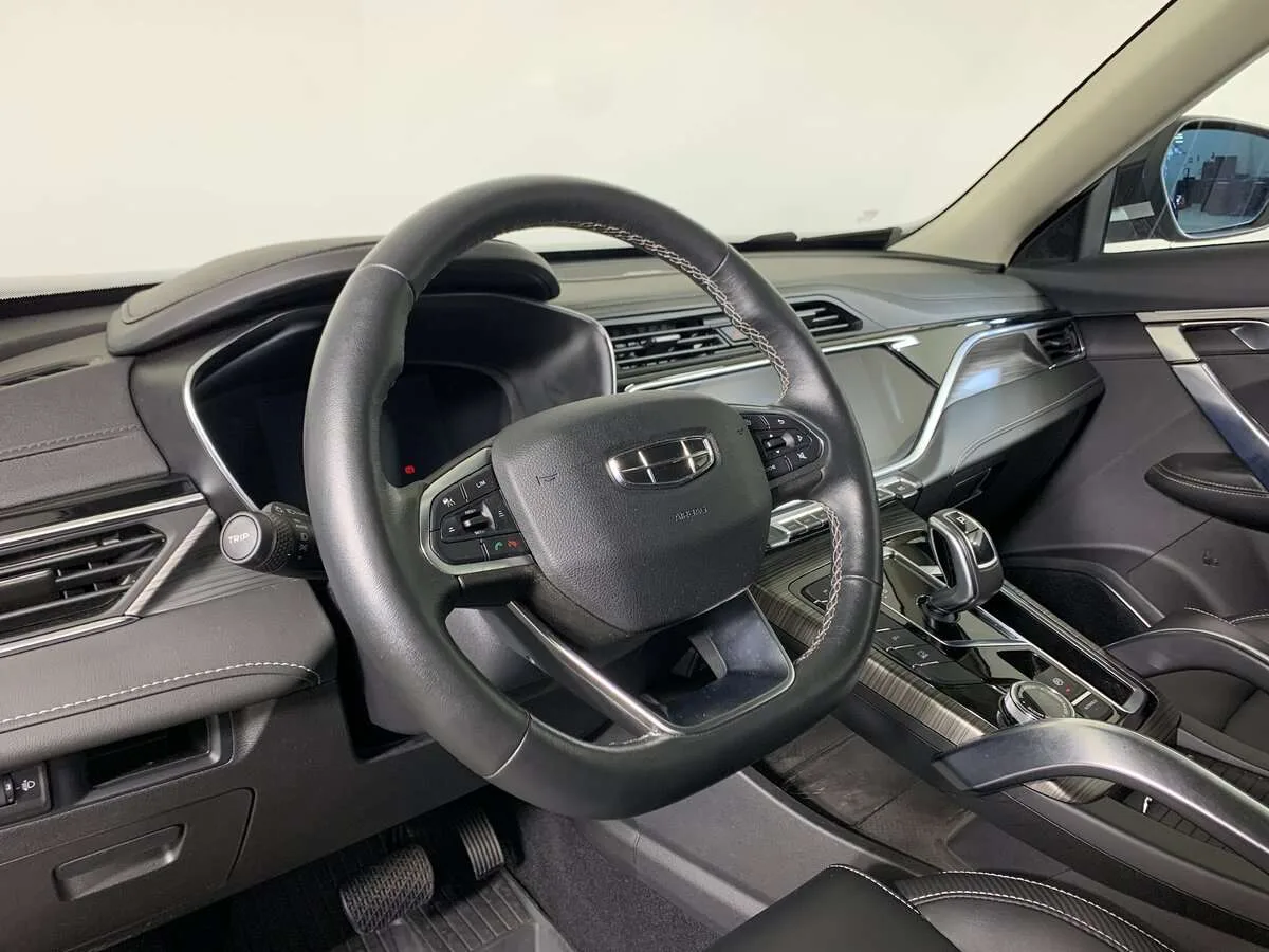 Geely Atlas Pro