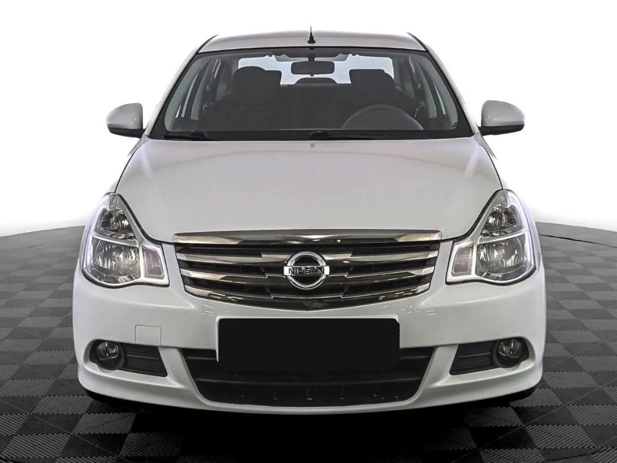 Nissan Almera