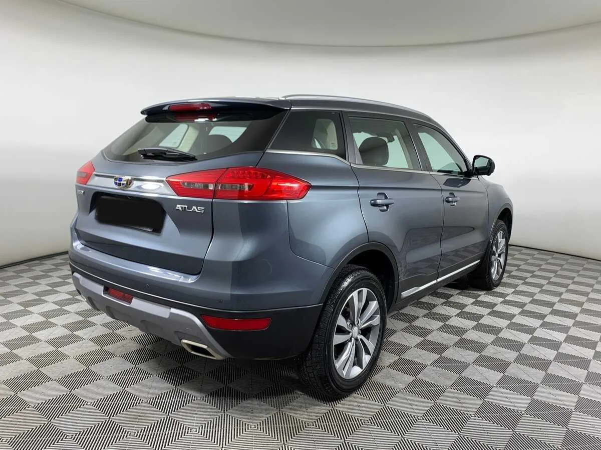 Geely Atlas