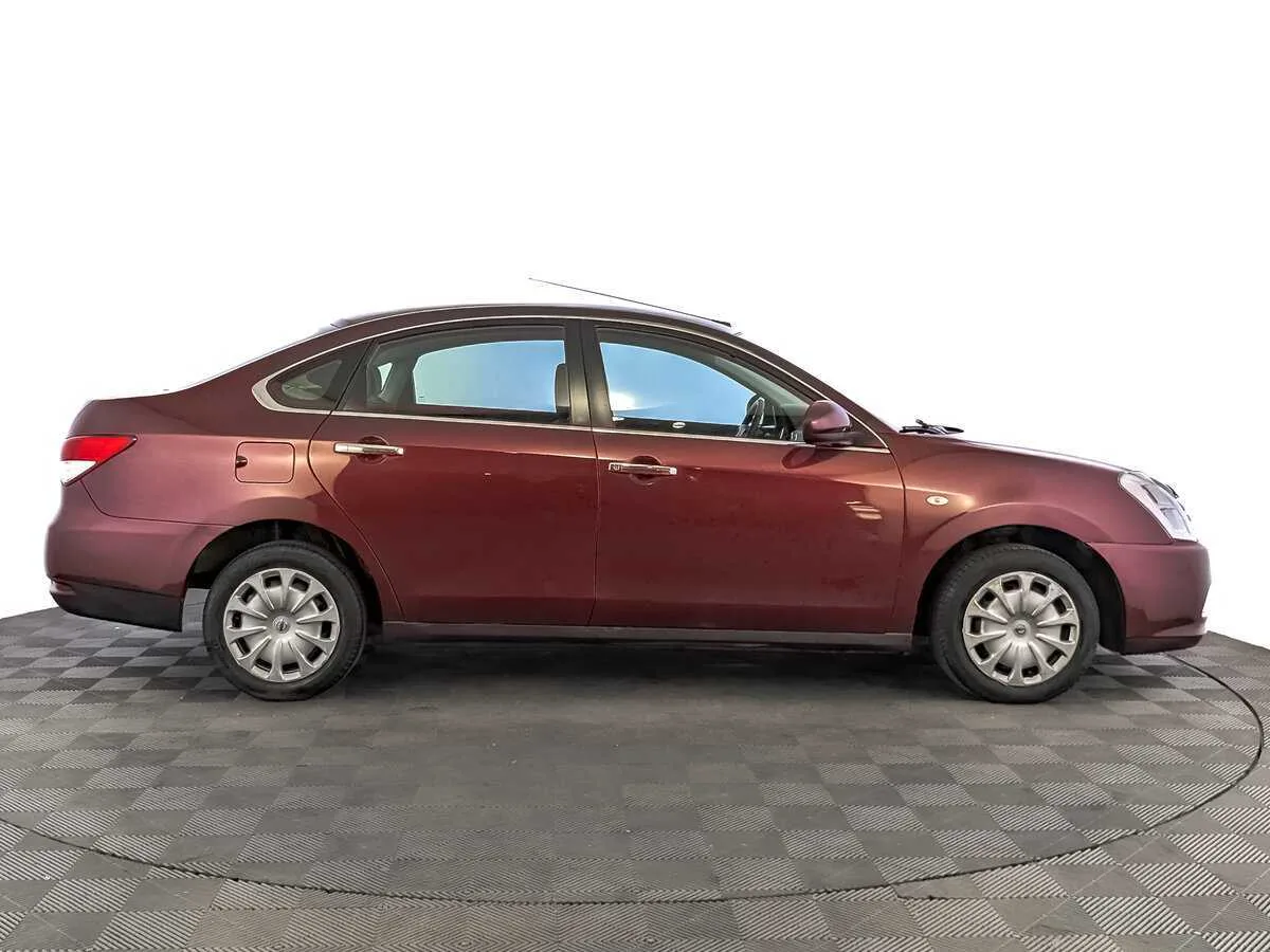 Nissan Almera