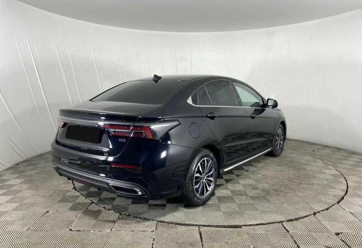 OMODA S5