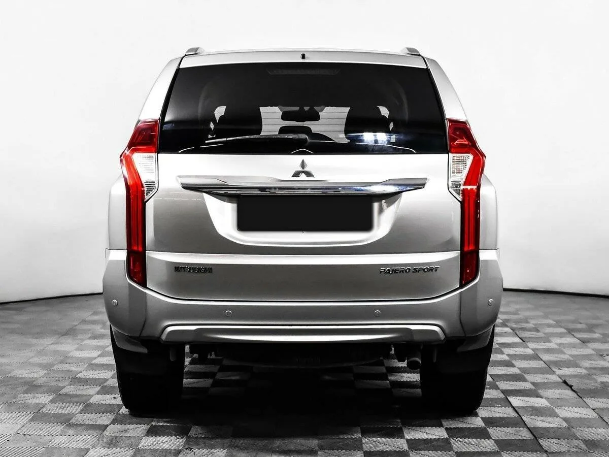 Mitsubishi Pajero Sport