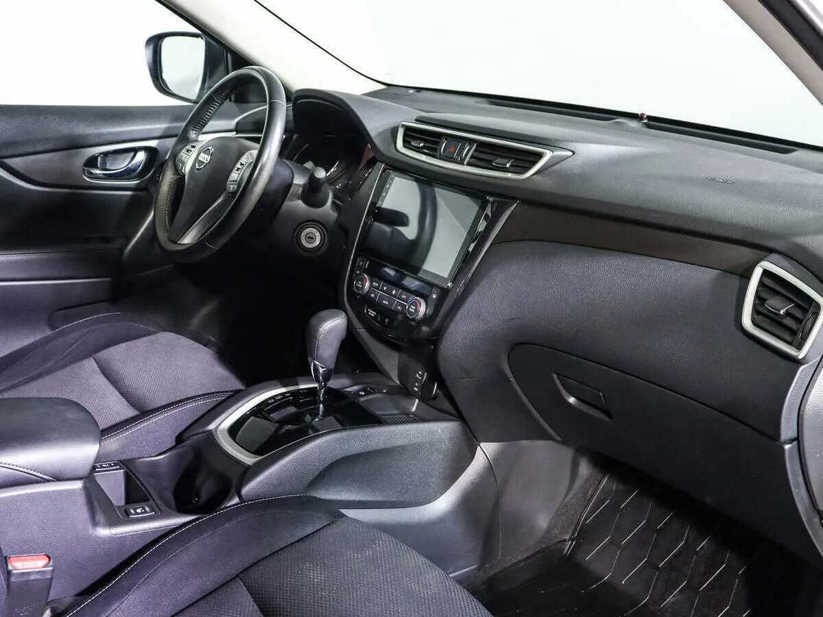 Nissan X Trail