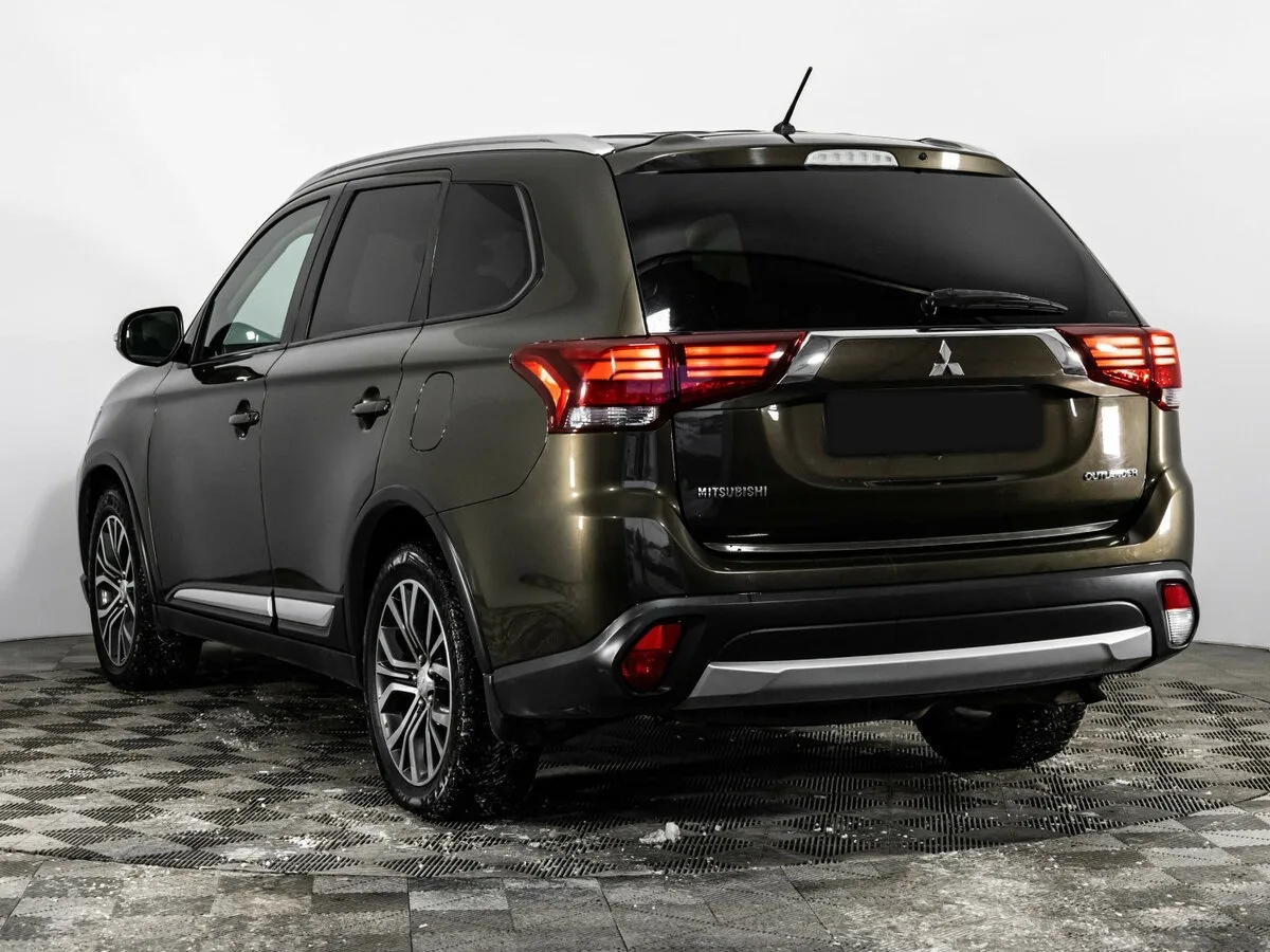 Mitsubishi Outlander