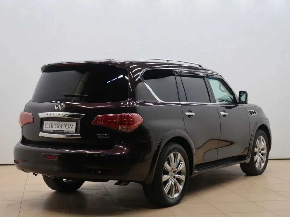 Infiniti QX56