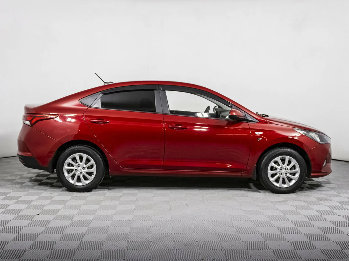 Hyundai Solaris