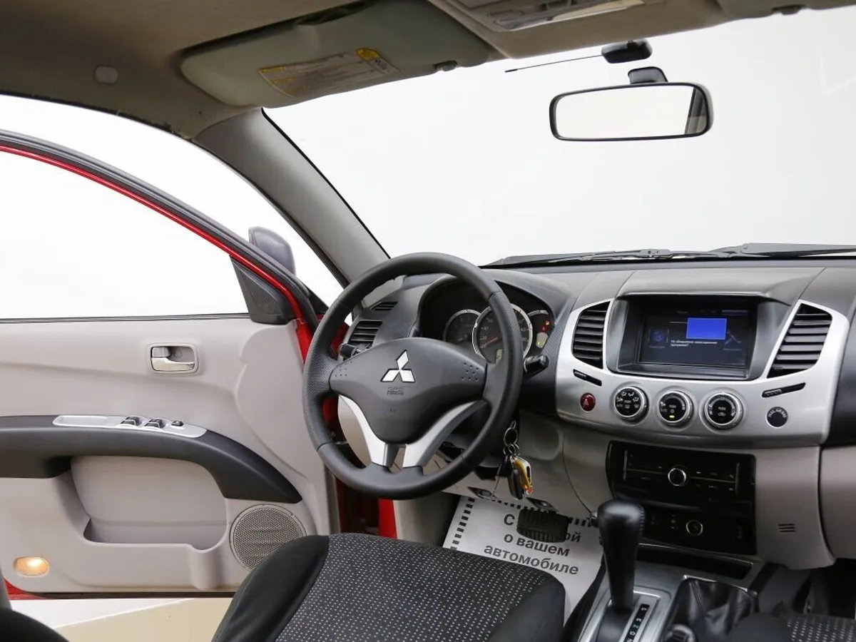 Mitsubishi L200