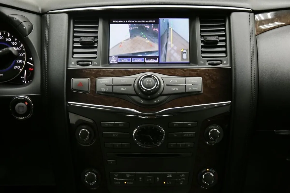 Infiniti QX56