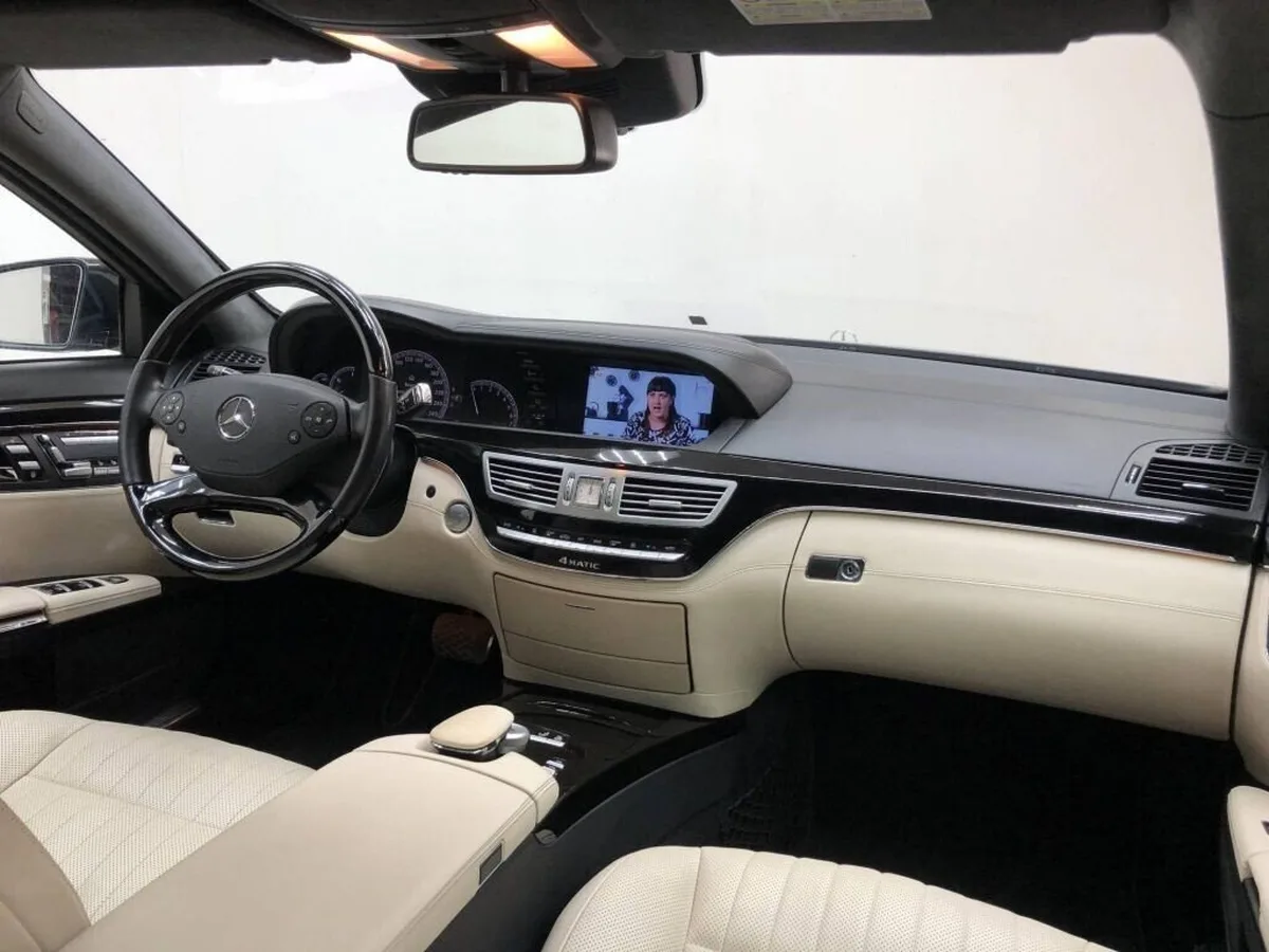 Mercedes-Benz S-Класс