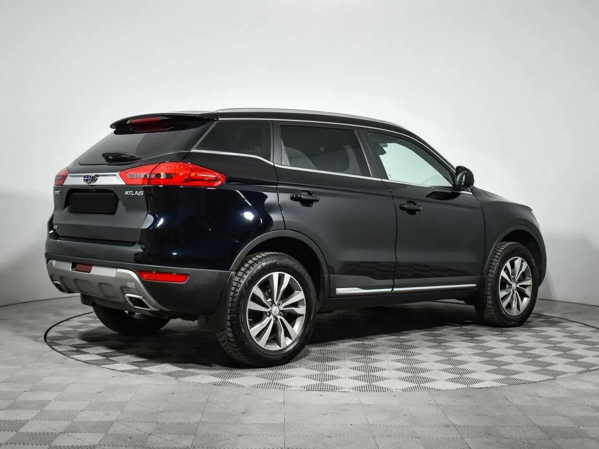 Geely Atlas