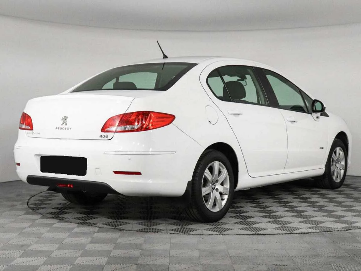 Peugeot 408