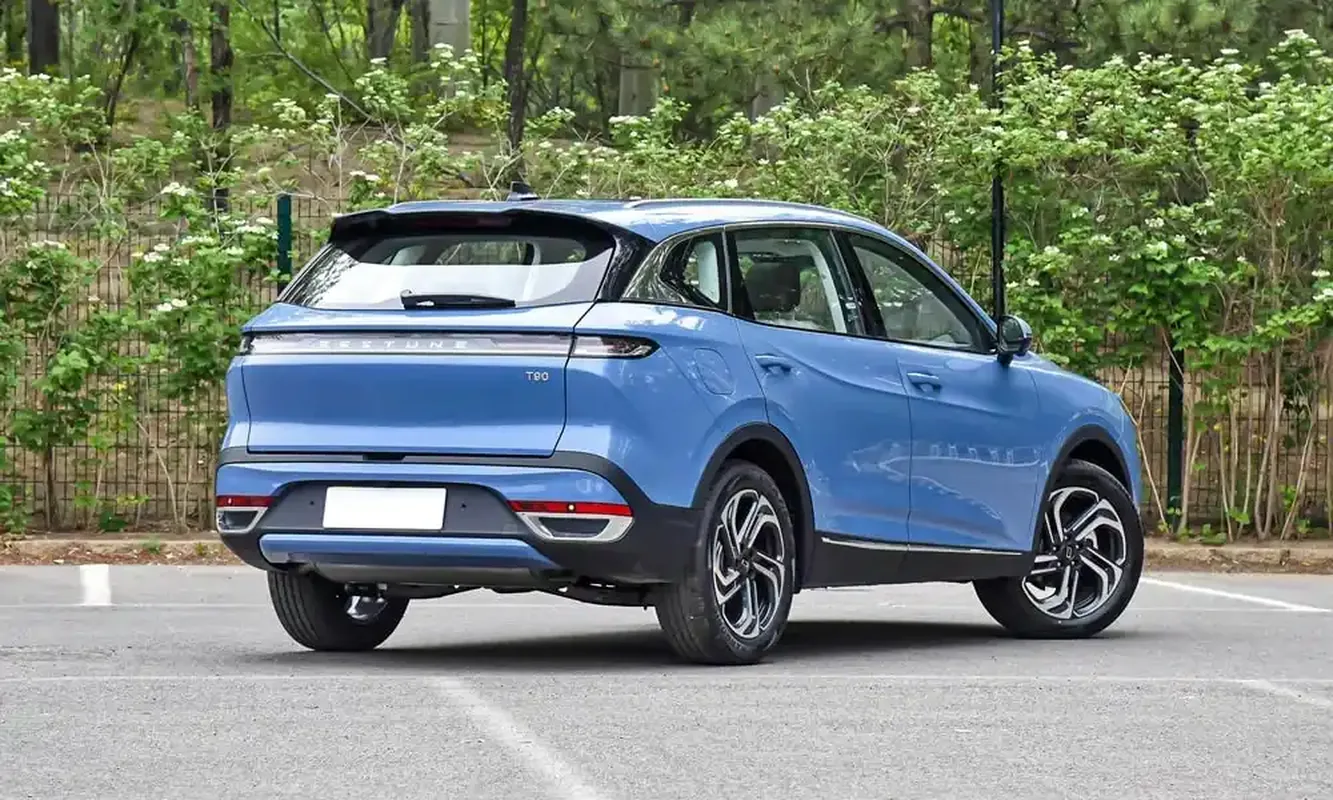 FAW Bestune T90