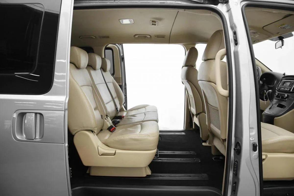 Hyundai H-1