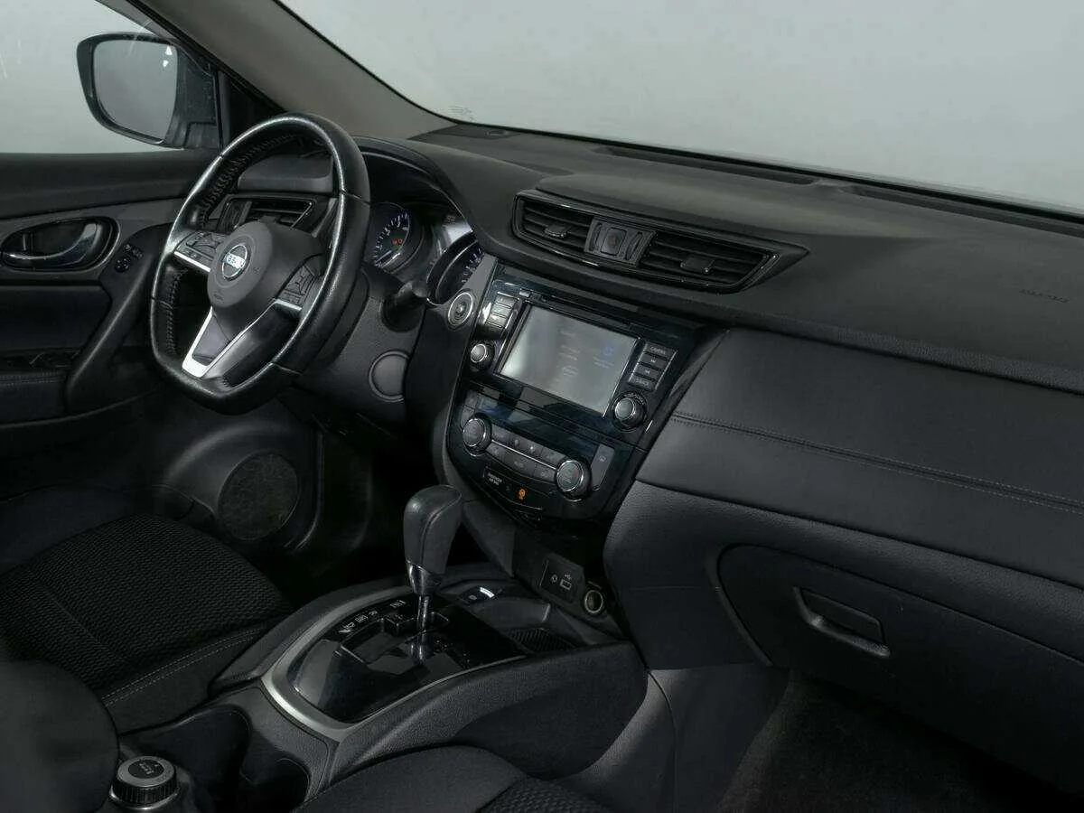 Nissan X Trail