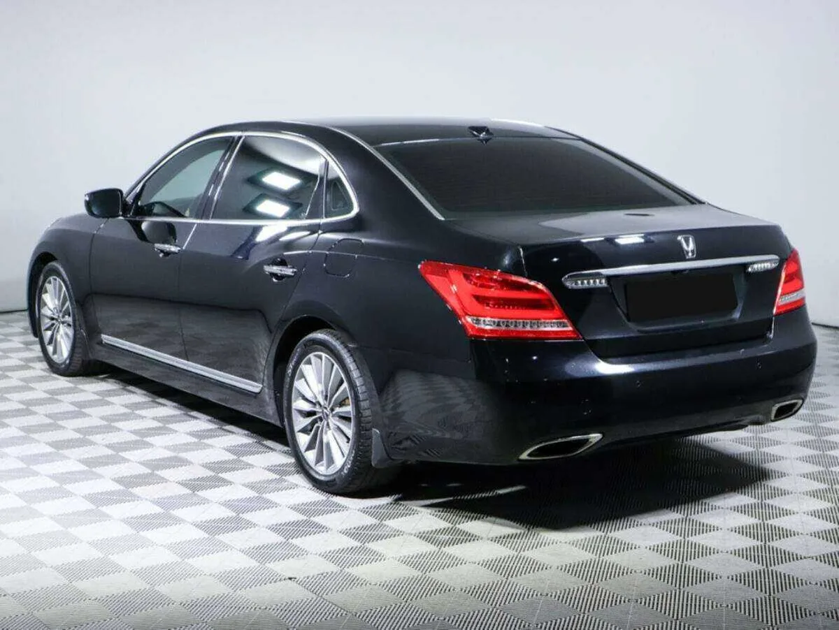 Hyundai Equus