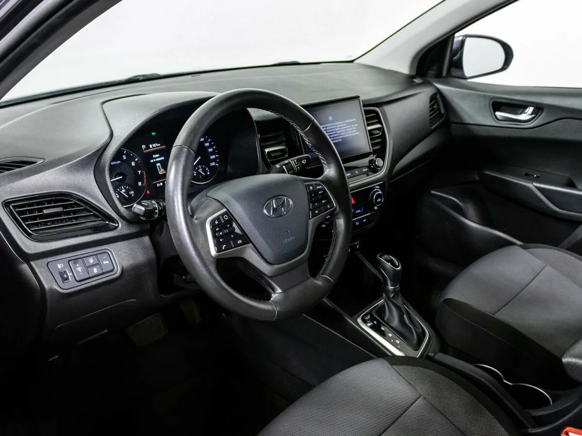 Hyundai Solaris