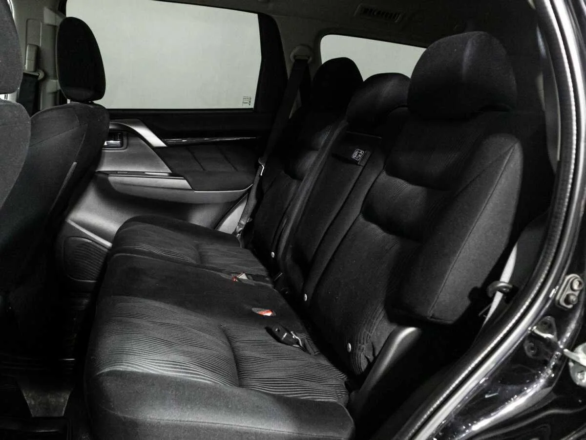Mitsubishi Pajero Sport