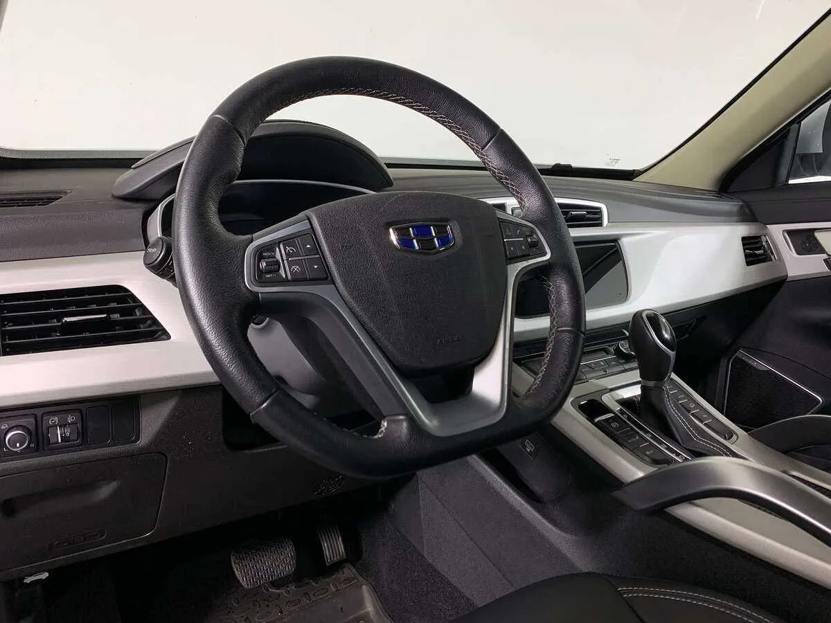 Geely Atlas