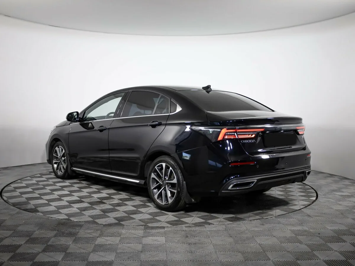 Omoda S5