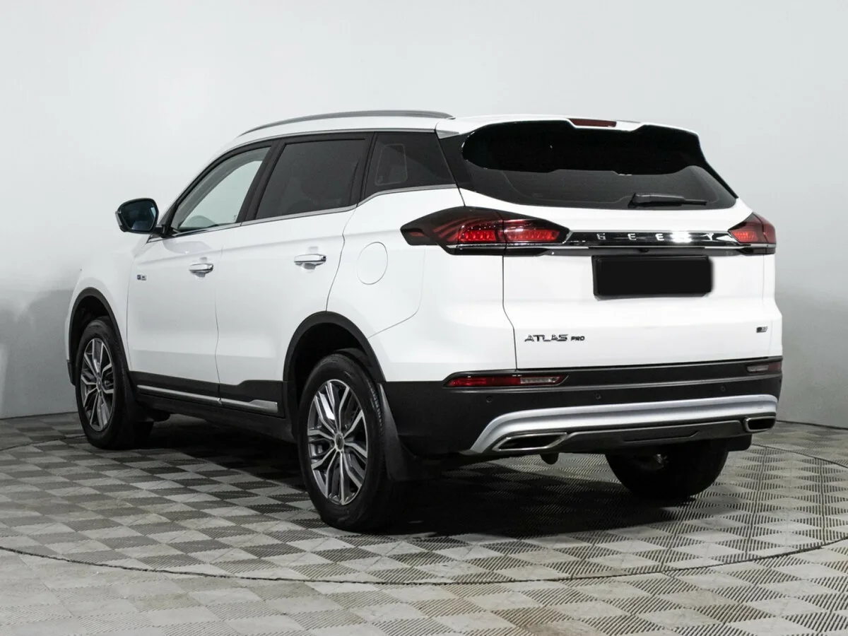 Geely Atlas Pro