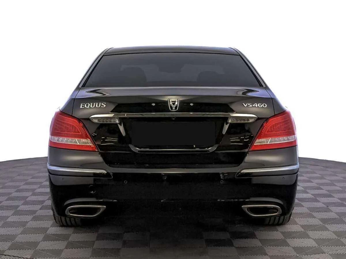 Hyundai Equus