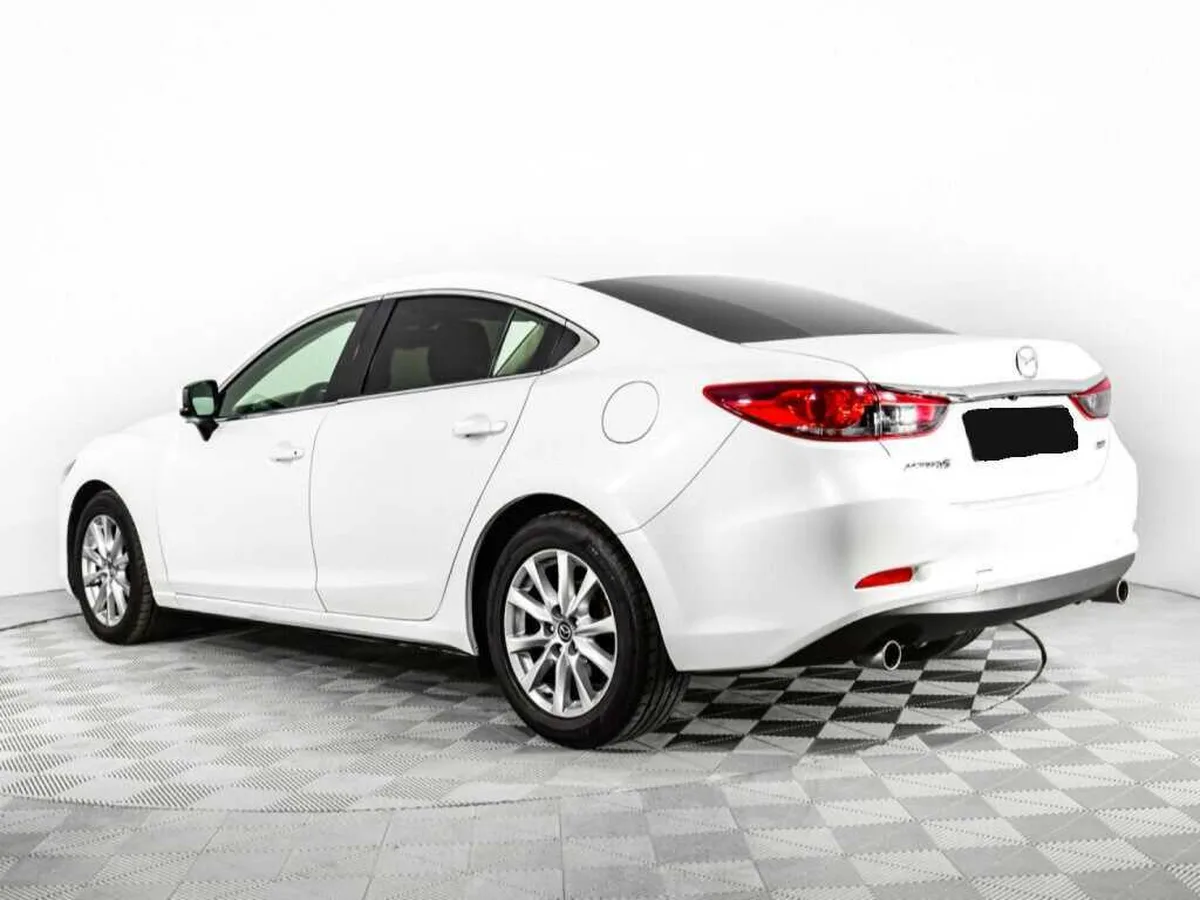 Mazda 6