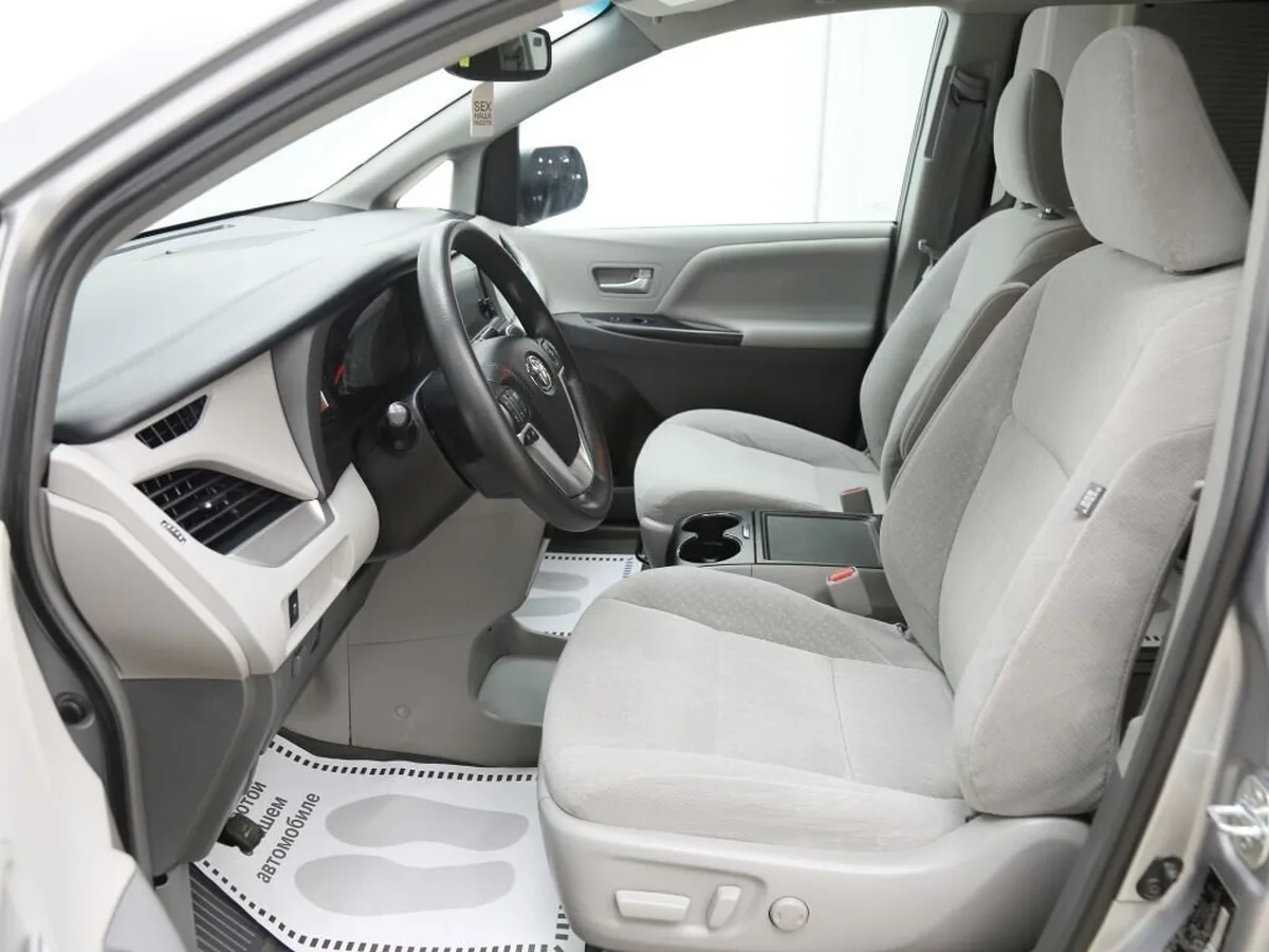 Toyota Sienna