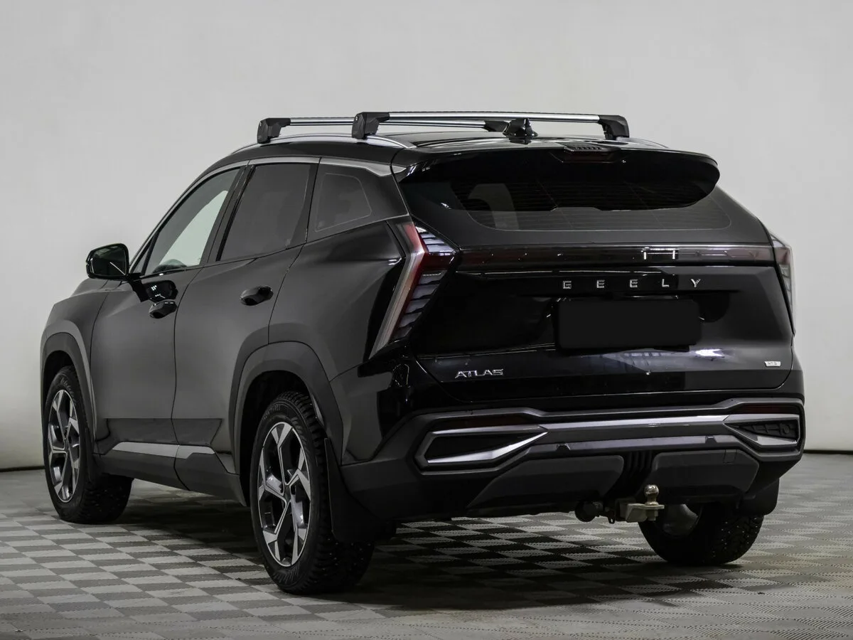 Geely Atlas