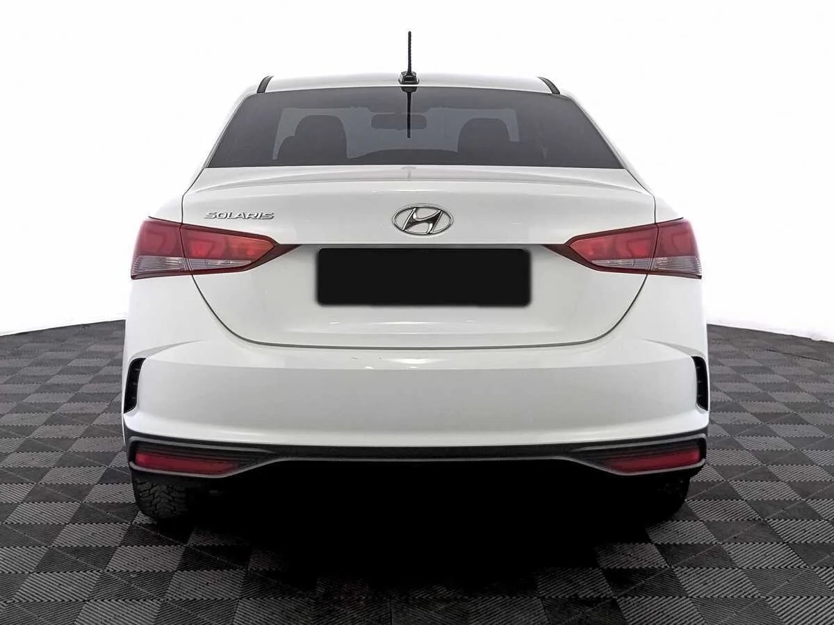 Hyundai Solaris