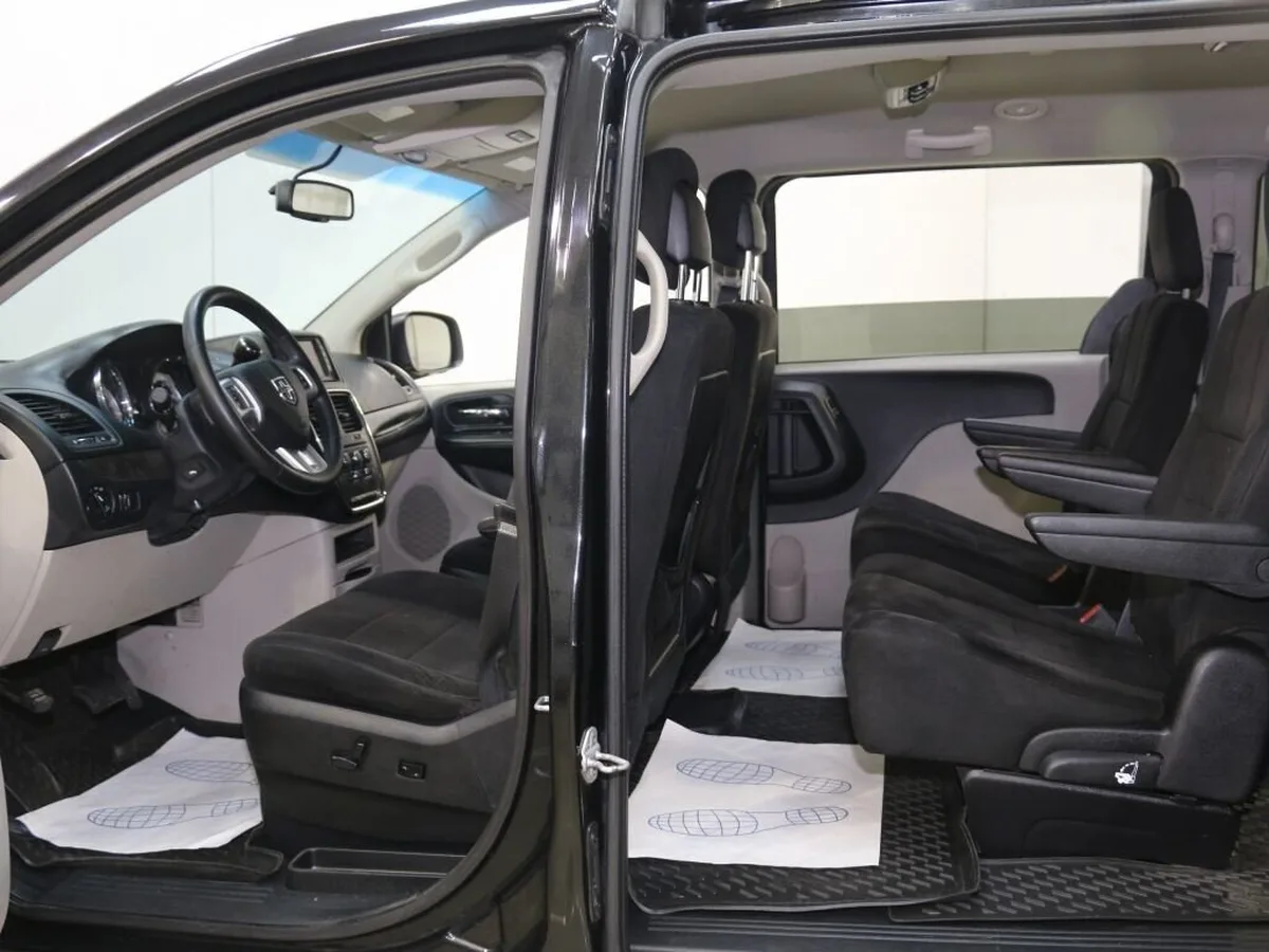 Dodge Caravan
