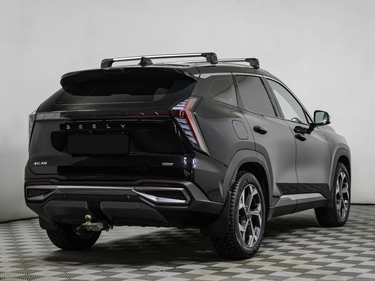 Geely Atlas