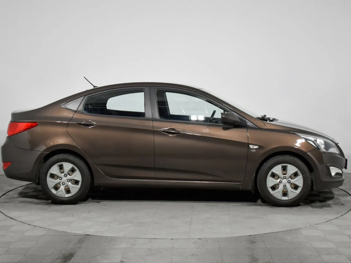 Hyundai Solaris