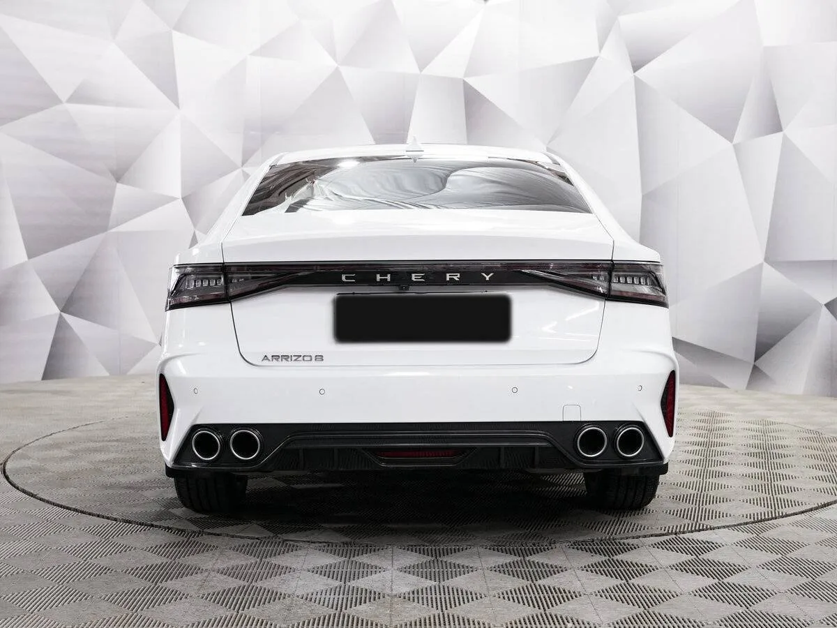 Chery Arrizo 8