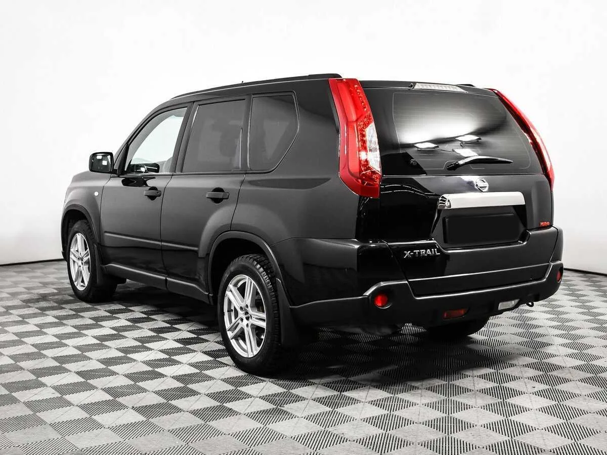 Nissan X Trail