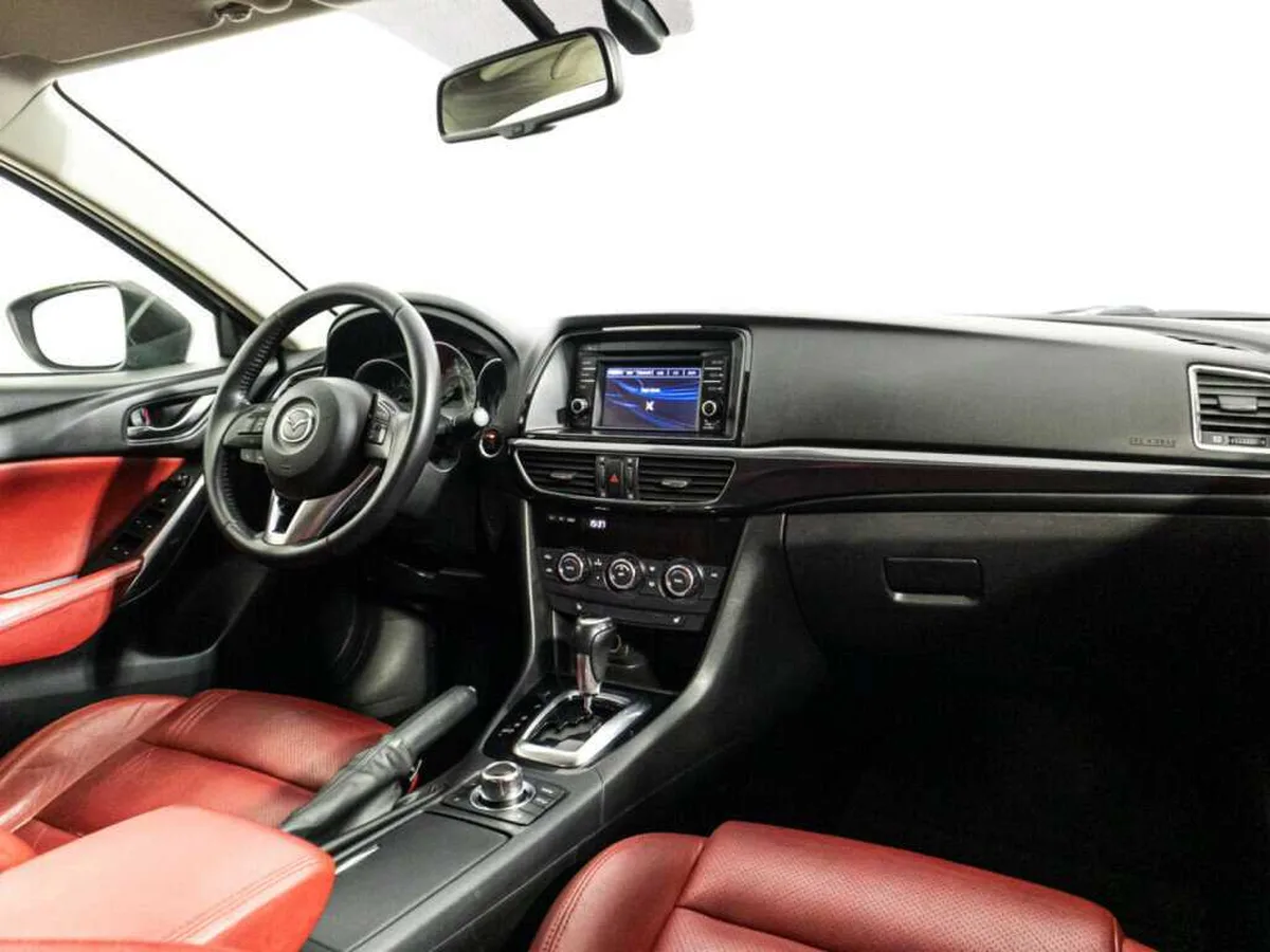 Mazda 6